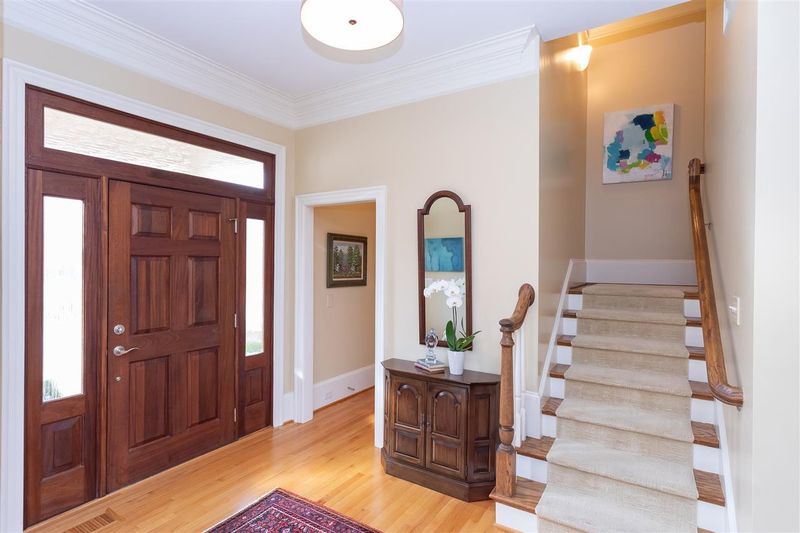 224 Oval Park Pl, Chapel Hill, NC 27517