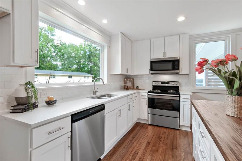 224 S Pine St S, Wendell, NC 27591