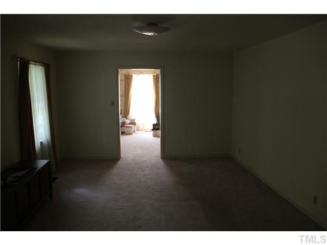 224 Pineview Rd, Durham, NC 27707