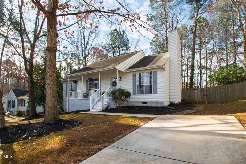 224 Round About Rd, Holly Springs, NC 27540