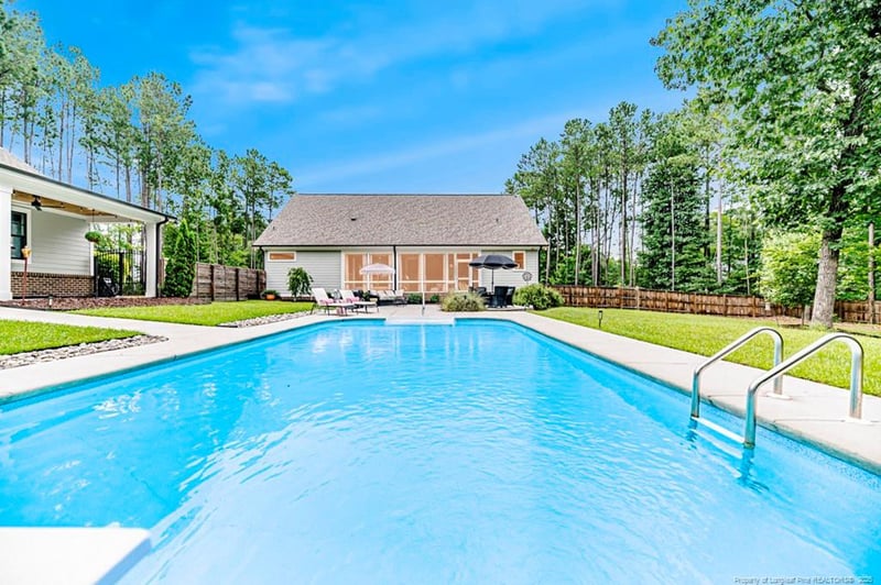 224 Saintsbury Pl, Sanford, NC 27332