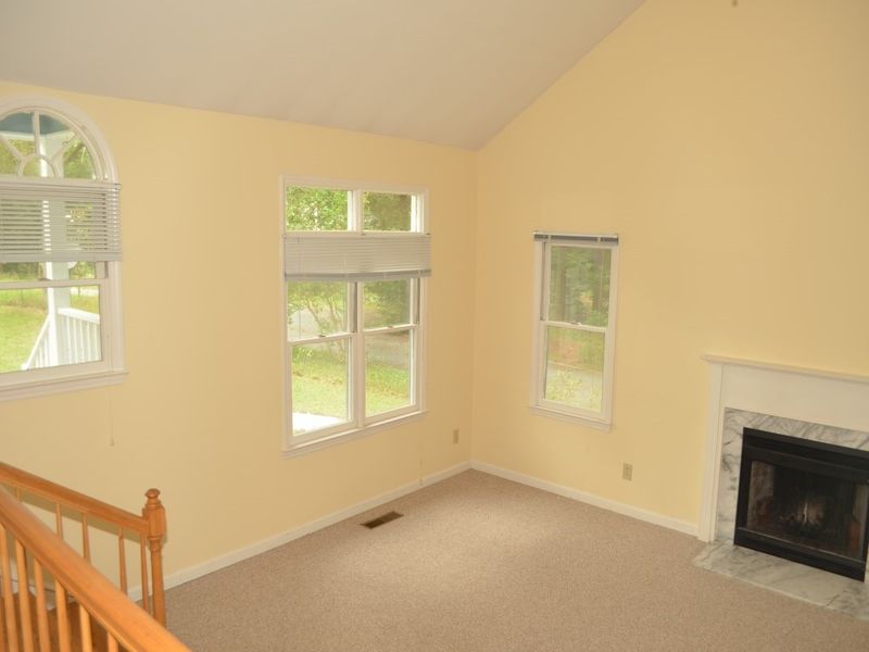224 Scarlett Dr, Chapel Hill, NC 27517