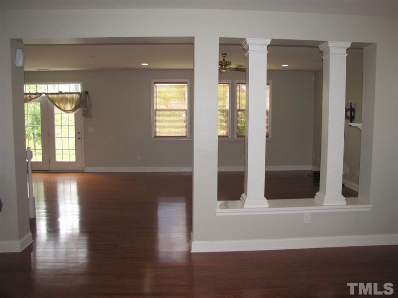 224 Seymour Pl NE, Cary, NC 27519