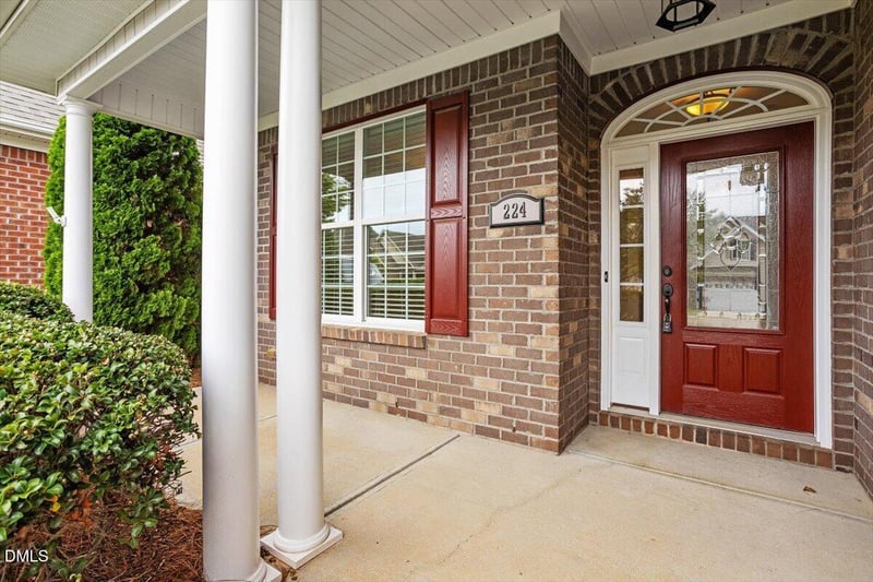 224 Shady Hollow Ln, Garner, NC 27529