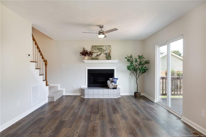224 Silver Oaks Dr, Fayetteville, NC 28311