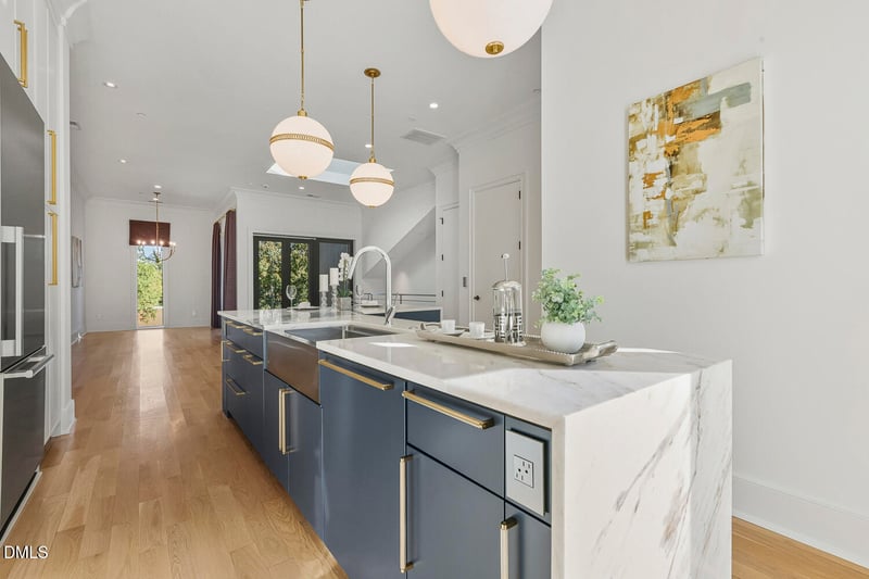 224 St Marys St, Raleigh, NC 27605