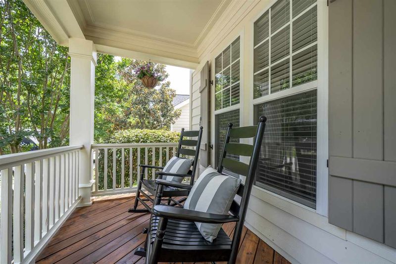 224 Thorndale Dr, Holly Springs, NC 27540