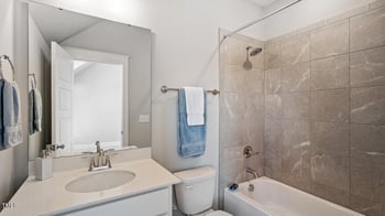 224 Wash Hollow Dr, Wendell, NC 27591