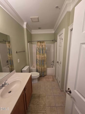 224 Waterford Lake Dr, Cary, NC 27519