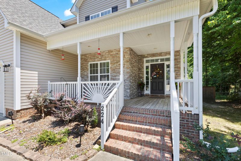 224 Windgate Dr, Clayton, NC 27527