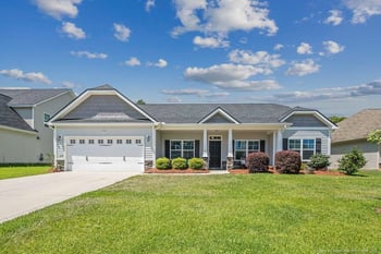 2240 Andalusian Dr, Hope Mills, NC 28348