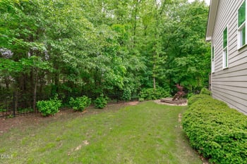 2240 Madison Creek Dr, Apex, NC 27502