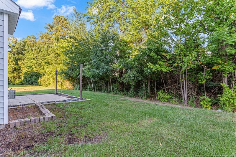 2240 Mannington Dr, Fayetteville, NC 28306