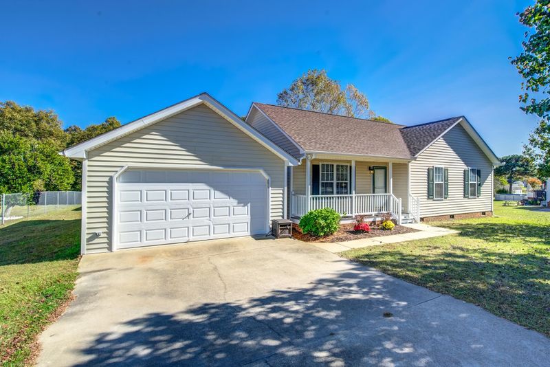 2242 County Line Rd, Angier, NC 27501
