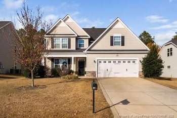 2244 Andalusian Dr, Hope Mills, NC 28348