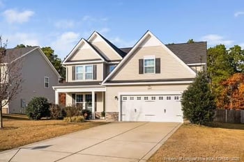 2244 Andalusian Dr, Hope Mills, NC 28348