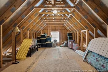2244 Andalusian Dr, Hope Mills, NC 28348