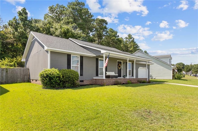2244 Spindle Tree Dr, Fayetteville, NC 28304