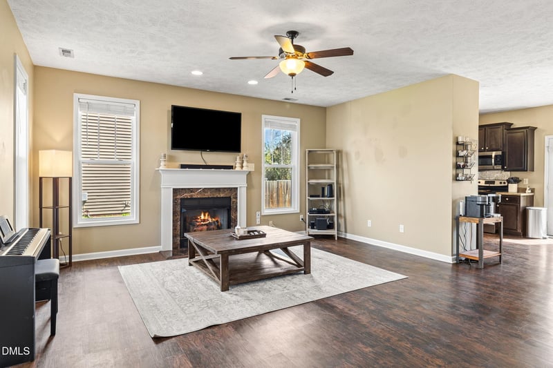 2245 Lakedale Dr, Fayetteville, NC 28306
