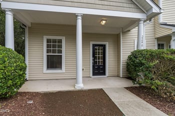 2246 Banks Hill Row Rd, Raleigh, NC 27614