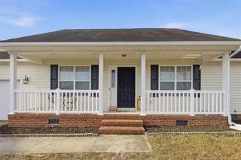 2248 Cliff Swallow Dr, Fayetteville, NC 28306