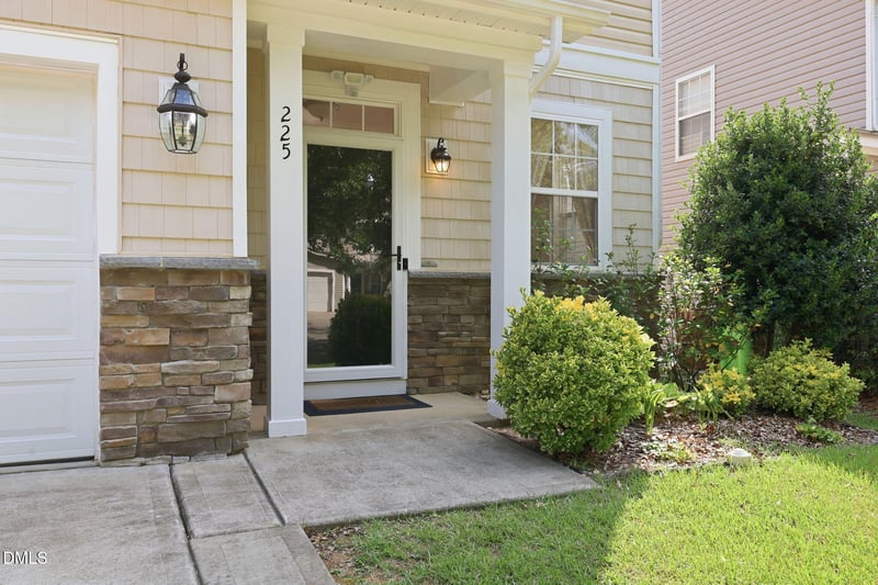 225 Amacord Way, Holly Springs, NC 27540