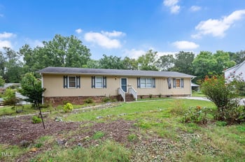 225 Ballentine St, Fuquay Varina, NC 27526