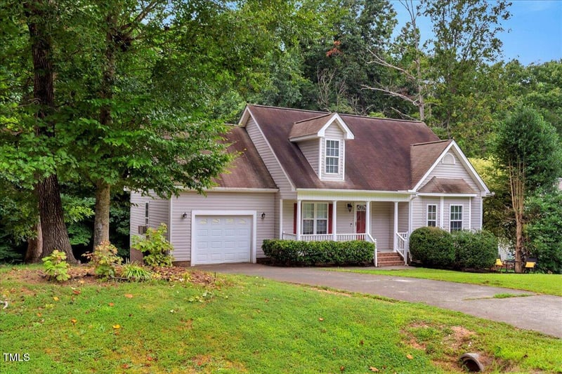 225 Beaver Ridge Dr, Youngsville, NC 27596