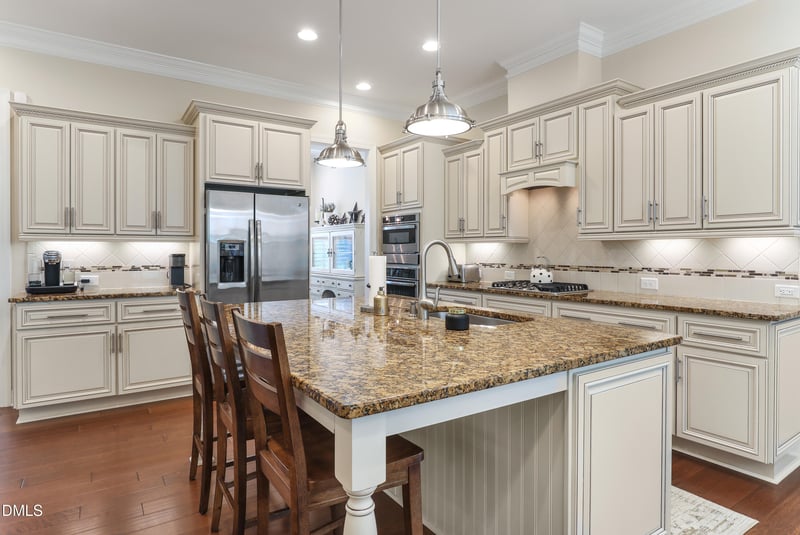 225 Brook Manor Ct, Cary, NC 27513