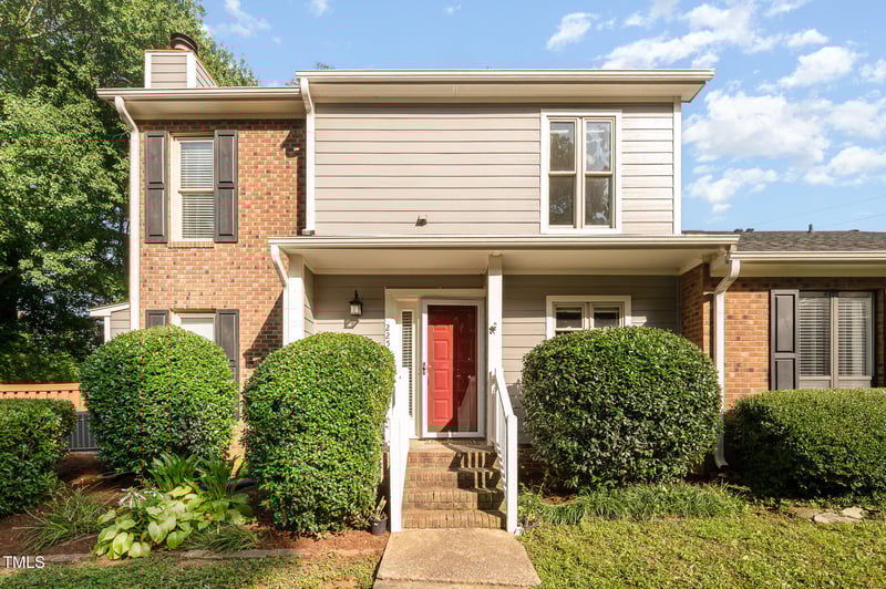 225 Clancy Cir, Cary, NC 27511