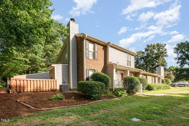 225 Clancy Cir, Cary, NC 27511