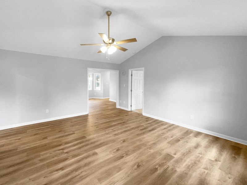 225 Deep Creek Dr, Clayton, NC 27520