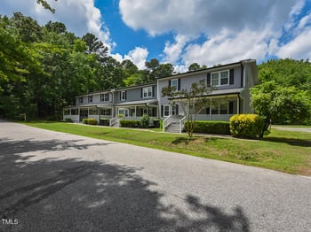 225 Douglas St, Holly Springs, NC 27540