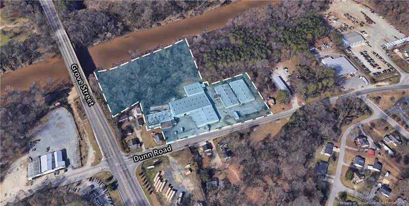 225 Dunn Rd, Fayetteville, NC 28312