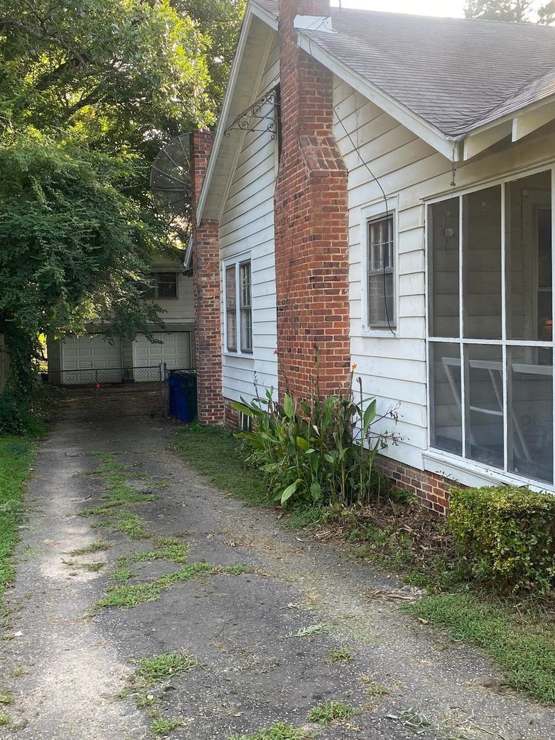 225 Grand Ave, Raleigh, NC 27601