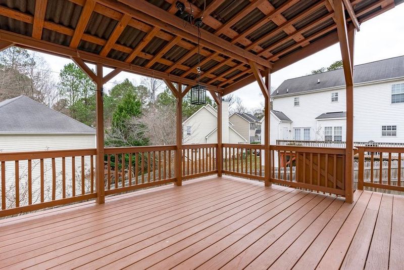 225 Gregory Dr, Cary, NC 27513