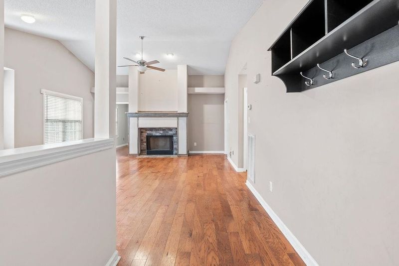 225 Gregory Dr, Cary, NC 27513