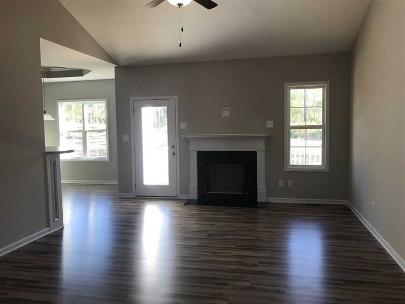 225 Kandypoo Dr, Four Oaks, NC 27524
