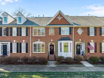 225 Kenmont Dr, Holly Springs, NC 27540