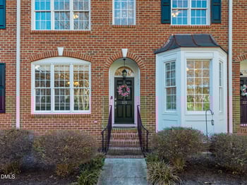 225 Kenmont Dr, Holly Springs, NC 27540