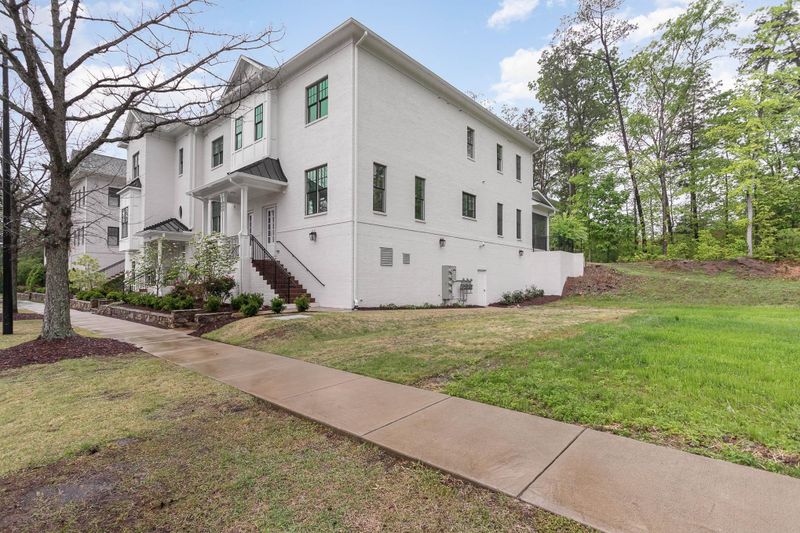 225 Meadowmont Ln #C, Chapel Hill, NC 27517
