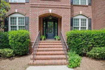 225 Norwalk St, Holly Springs, NC 27540