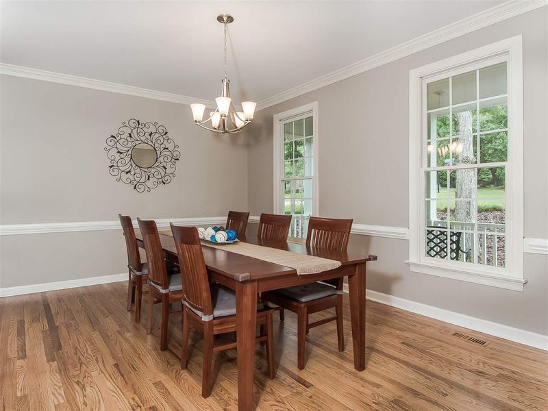 225 Roebling Ln, Cary, NC 27513