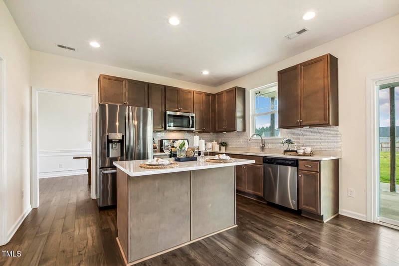 225 Rosewood Ln, Youngsville, NC 27596