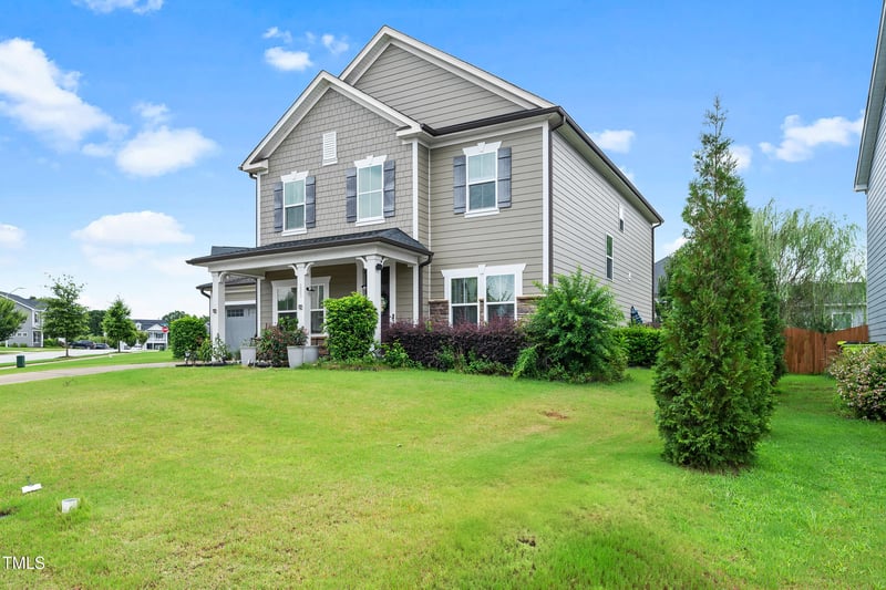 225 Seneca Shore Dr, Holly Springs, NC 27540