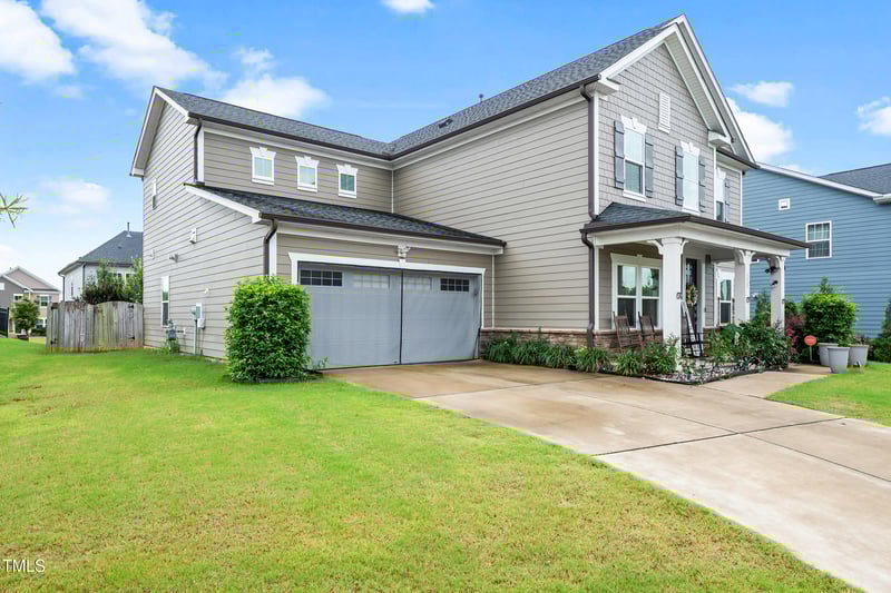 225 Seneca Shore Dr, Holly Springs, NC 27540