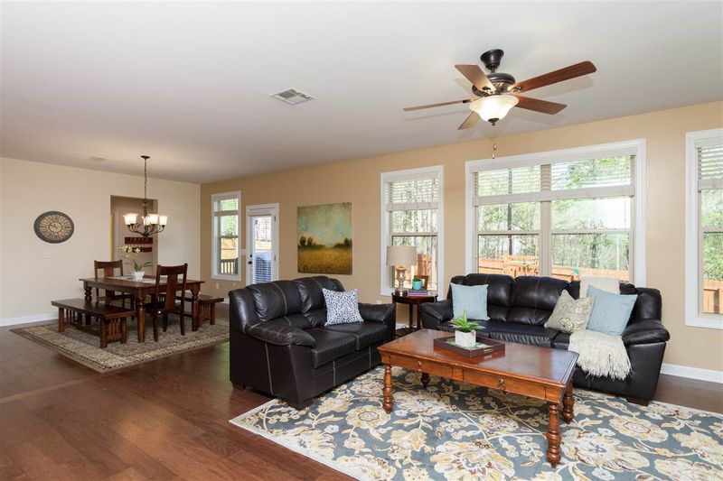 225 Shadow Mist Ct, Holly Springs, NC 27540