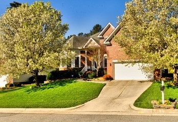 225 Shalimar Dr, Durham, NC 27713
