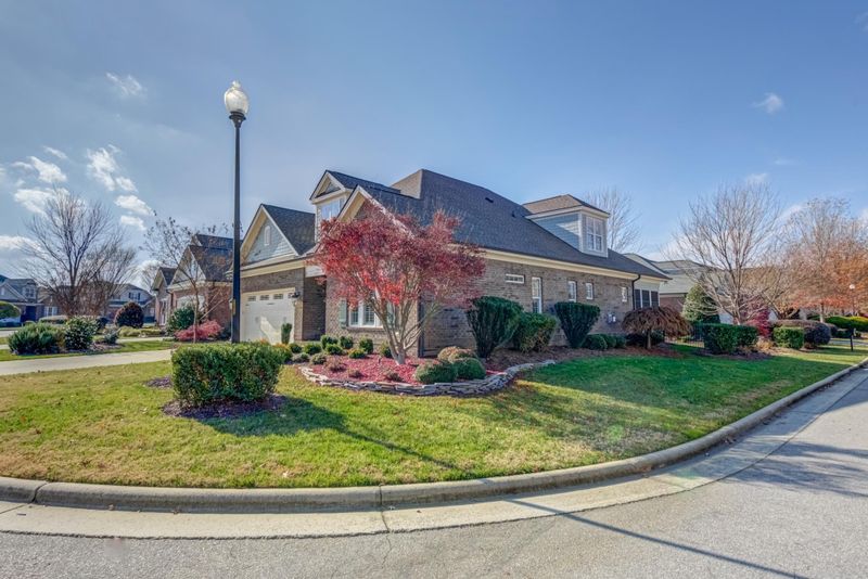 225 Sonoma Valley Dr, Cary, NC 27518