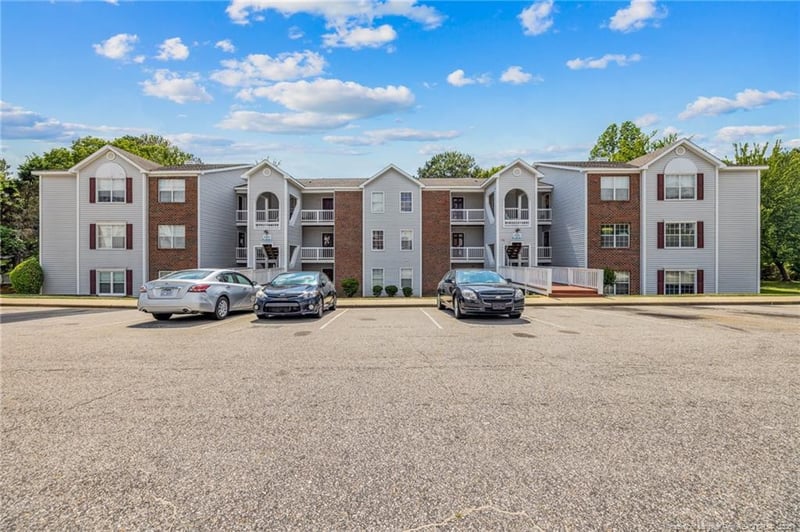 225 Waterdown Dr #8, Fayetteville, NC 28314